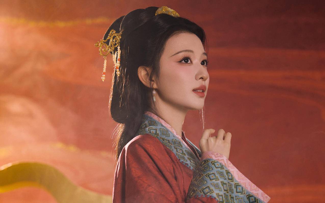 红色古装古风美女王楚然4k电脑壁纸3840x2400